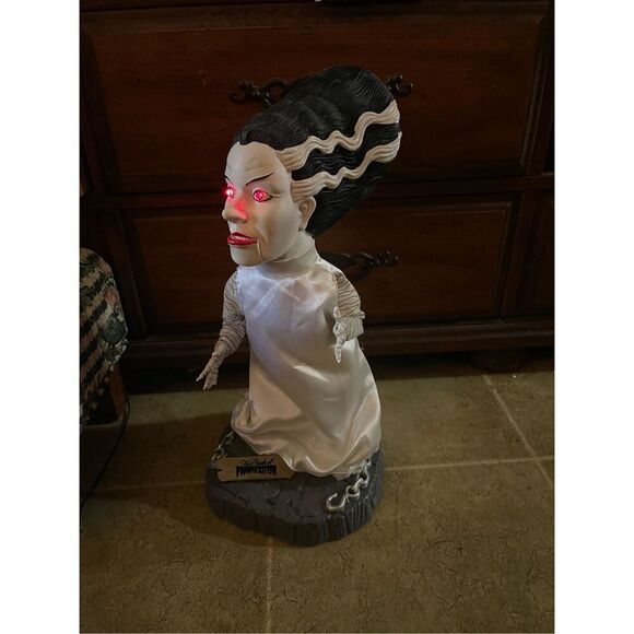 Universal Studios Monsters Bride of Frankenstein Vintage Animated Gemmy Big Head - Picture 15 of 16